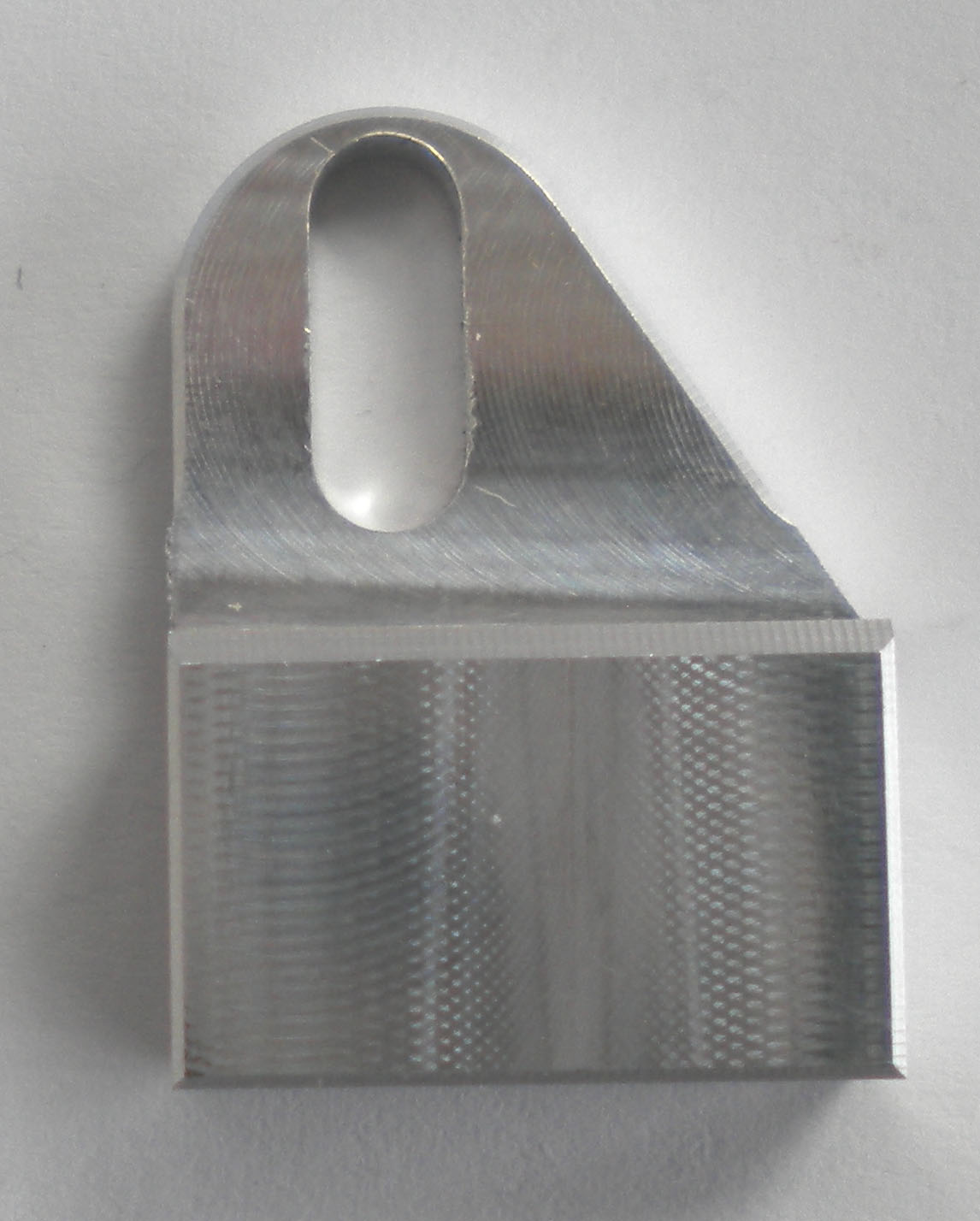 S833/16 - renfort moteur avant ff s88r